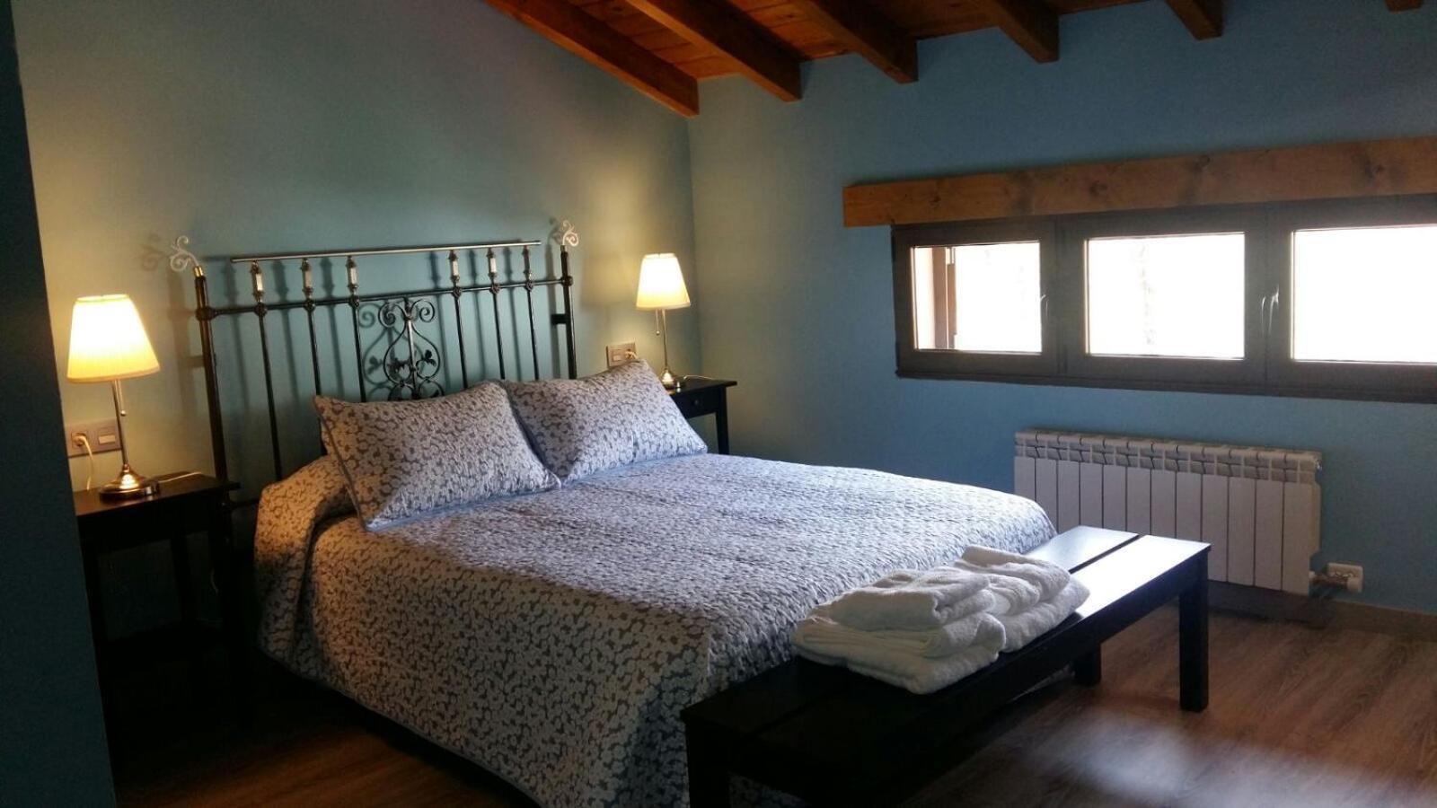 Casas De Manuel Villa La Pola de Gordon Exteriör bild