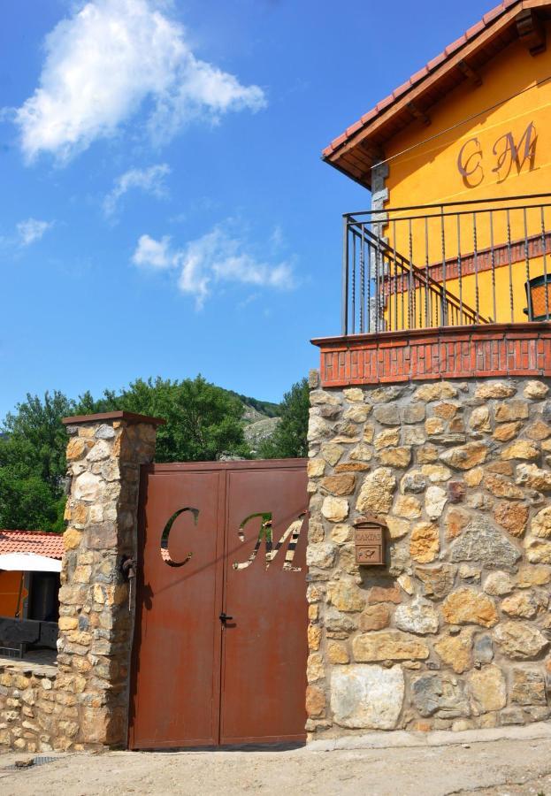 Casas De Manuel Villa La Pola de Gordon Exteriör bild